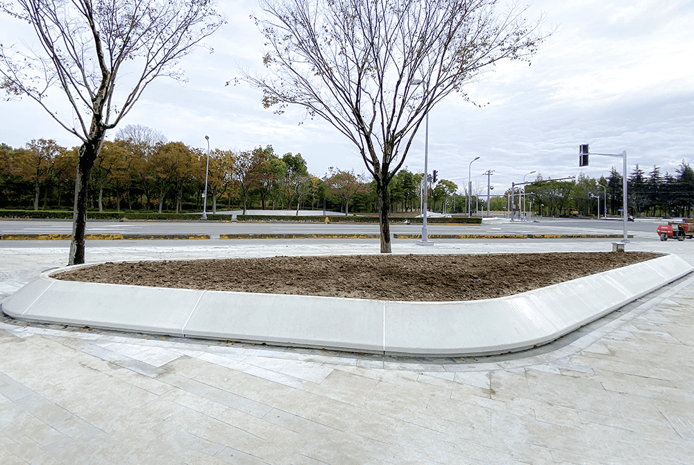 上海江川東路藝術(shù)樹池花壇